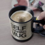 Self stirring mug